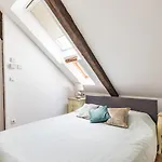 公寓 Petrova Attic