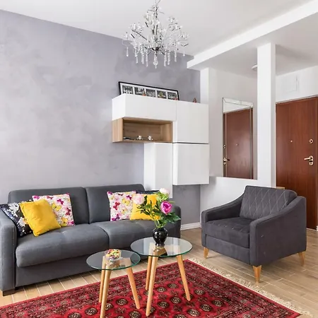 Petrova Attic アパート *