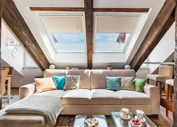 Petrova Attic * ספליט