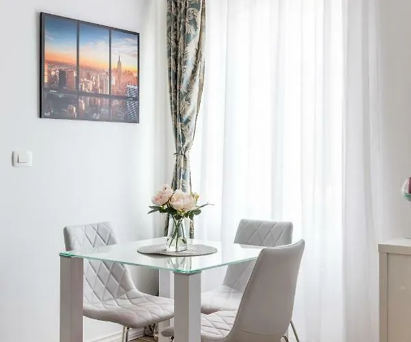 דירה Petrova Attic *