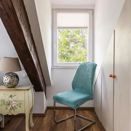Petrova Attic Apartment *