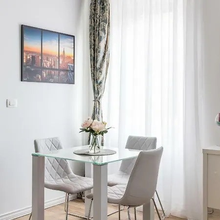 Apartment Petrova Attic *